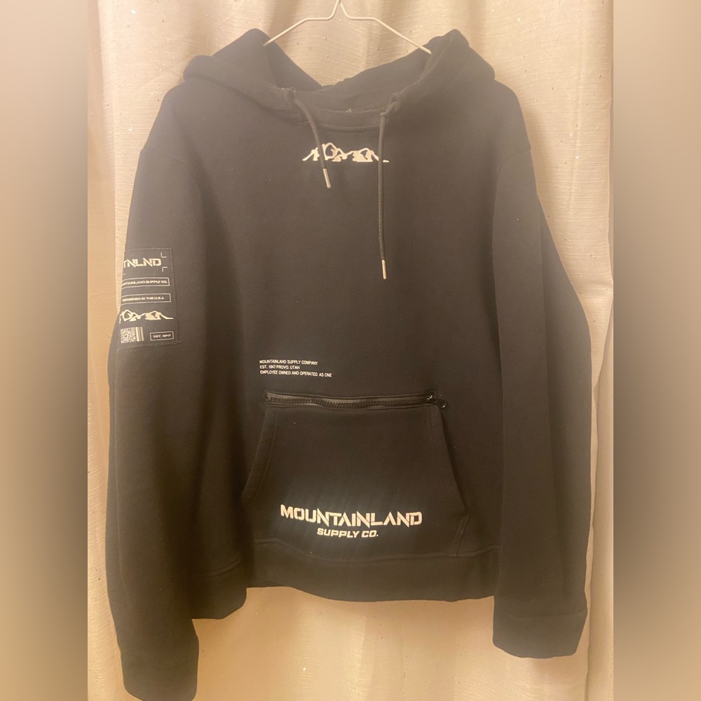 Black Men's Sweater